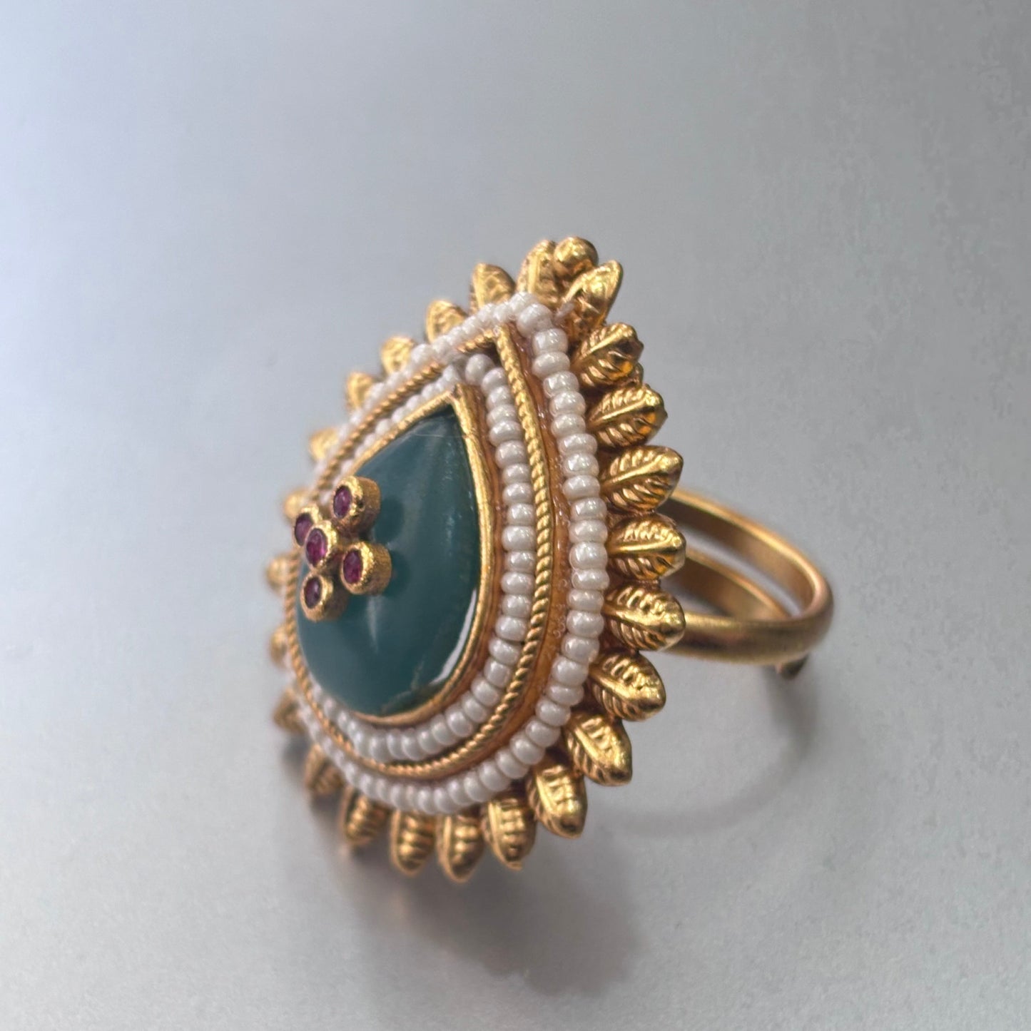 Turya Royal Ring