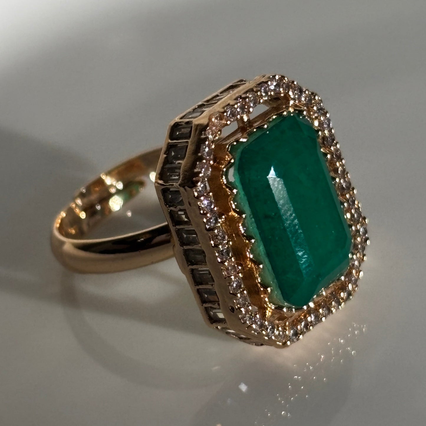 Jardin doublet ring