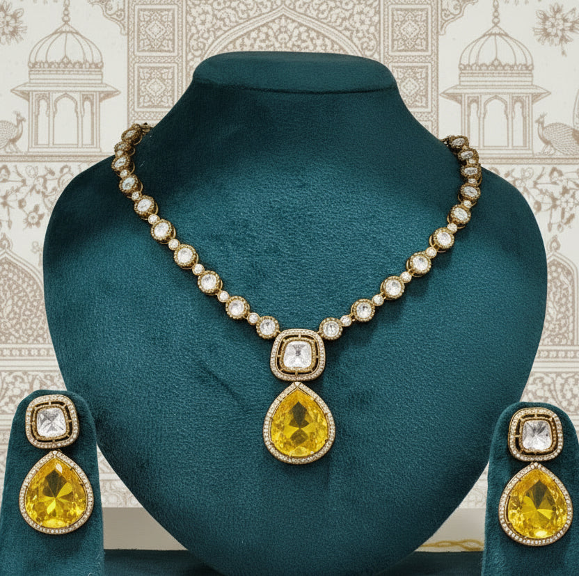 Rini Necklace Set