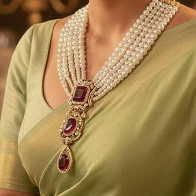 Red Seeya Necklace Set