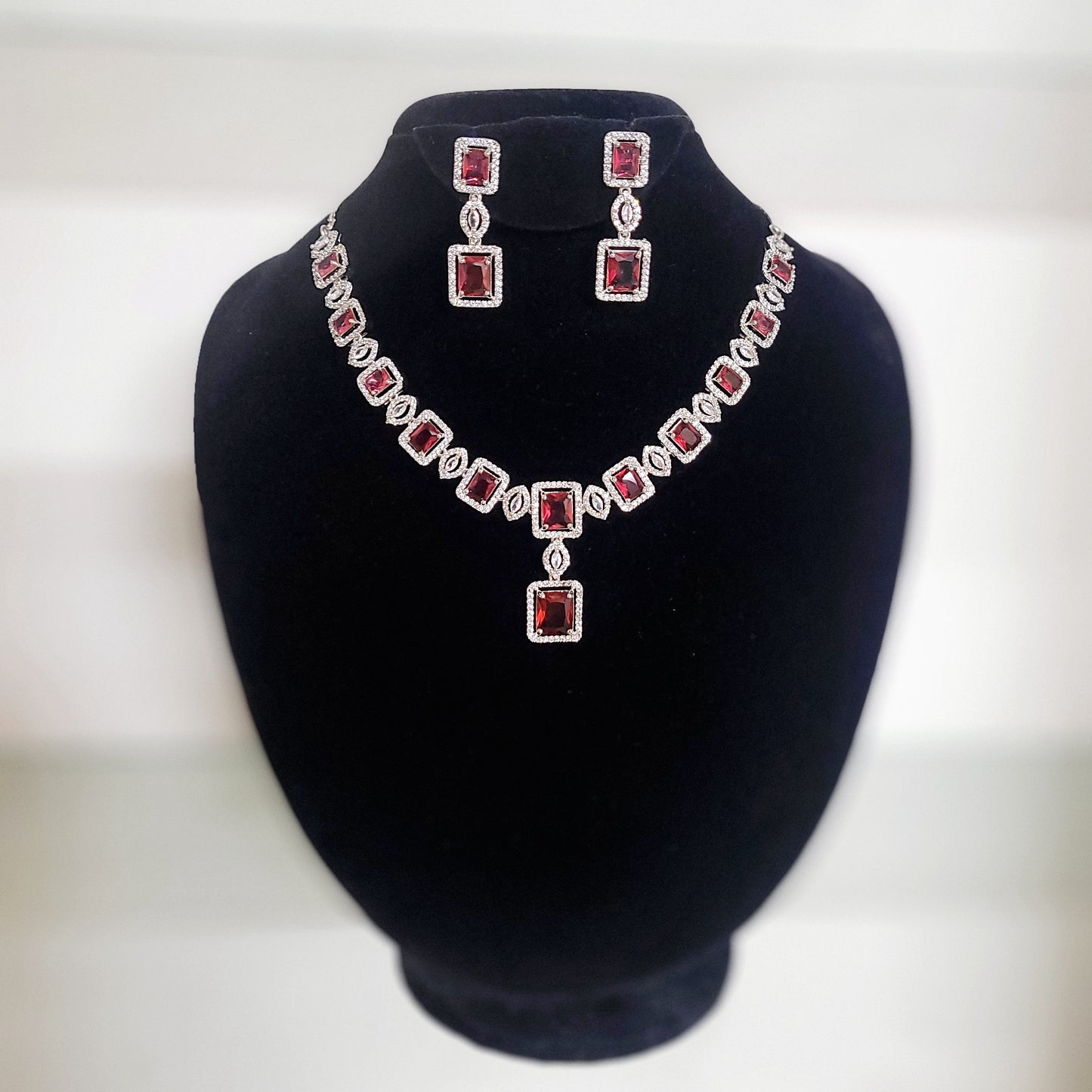 Ruby Amyra Necklace set