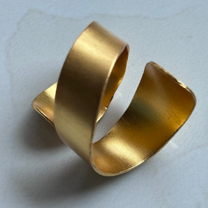 Glam Janet Brass ring