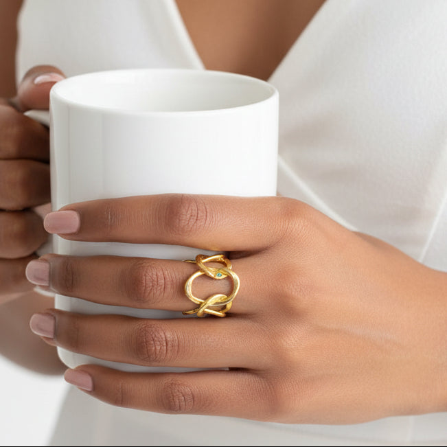 Laura link Brass ring