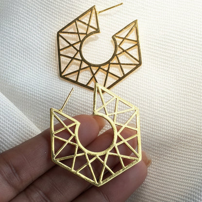 Glam Alice brass earring