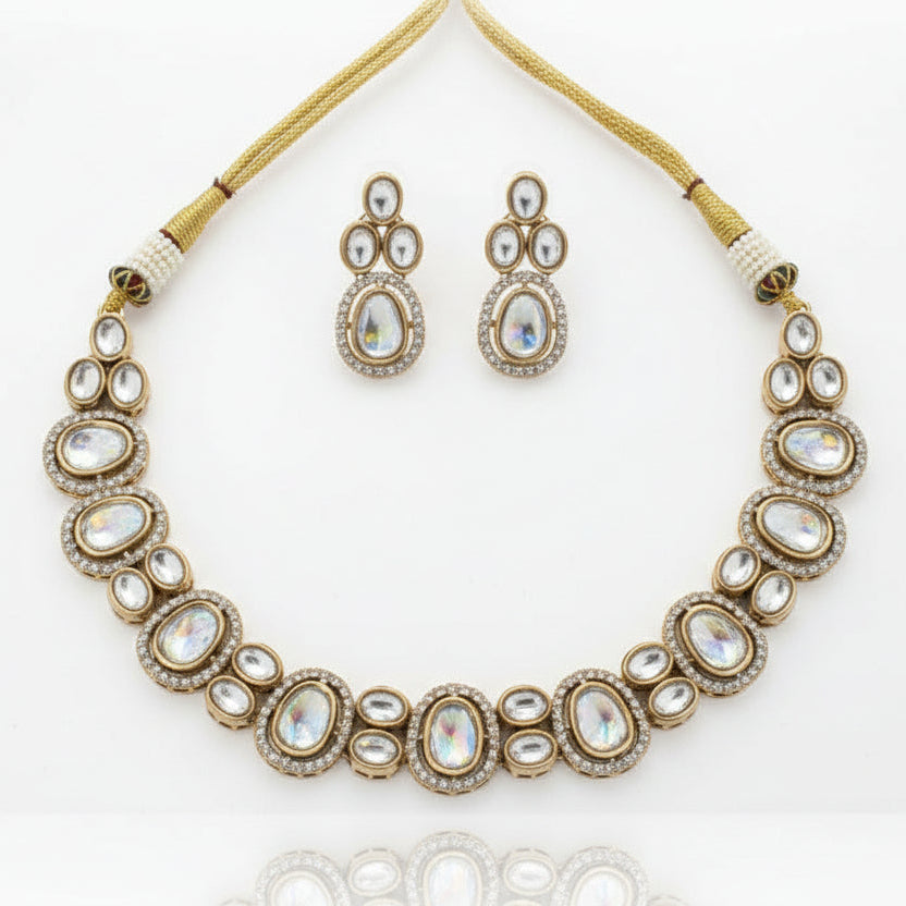 Nysa Necklace Set