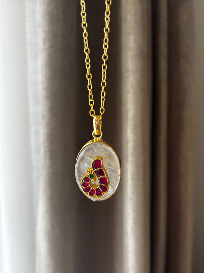 Harini pendant chain