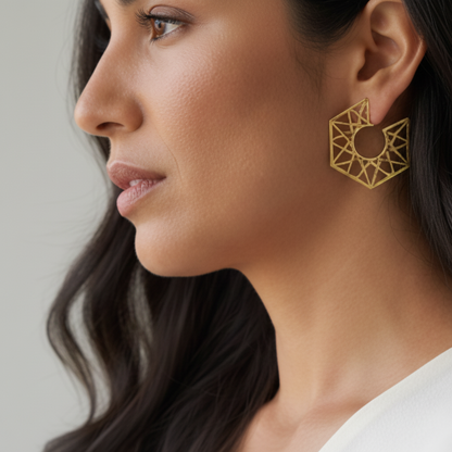 Glam Alice brass earring