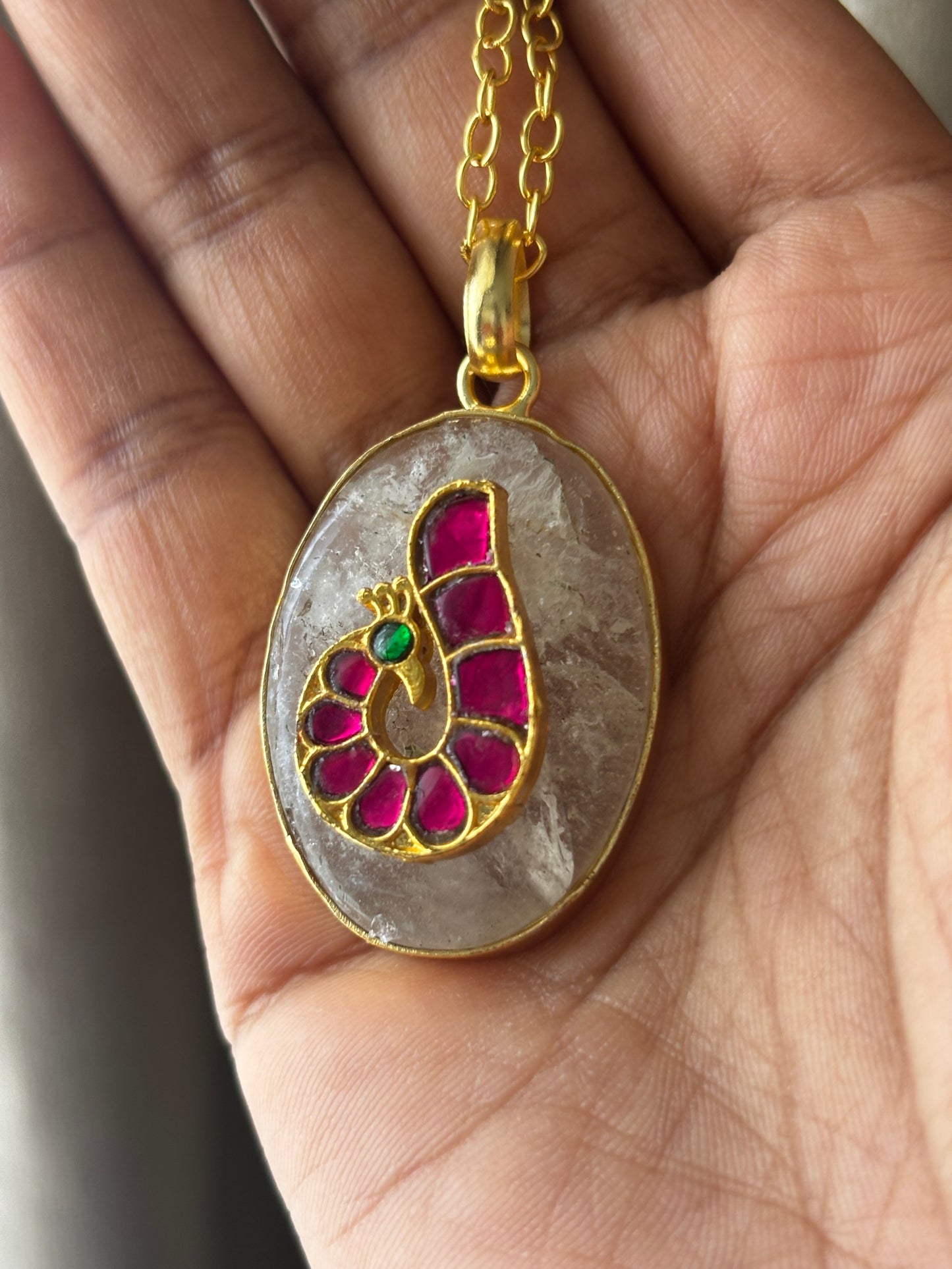 Harini pendant chain