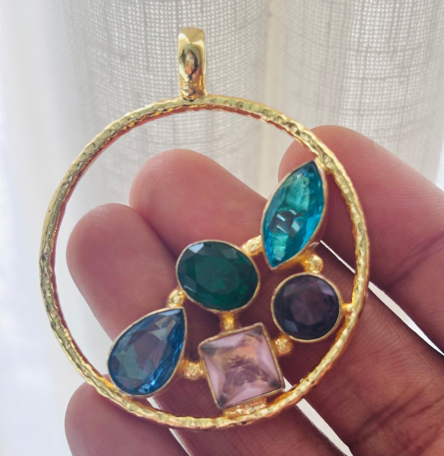 Glam Glint Hasli Necklace