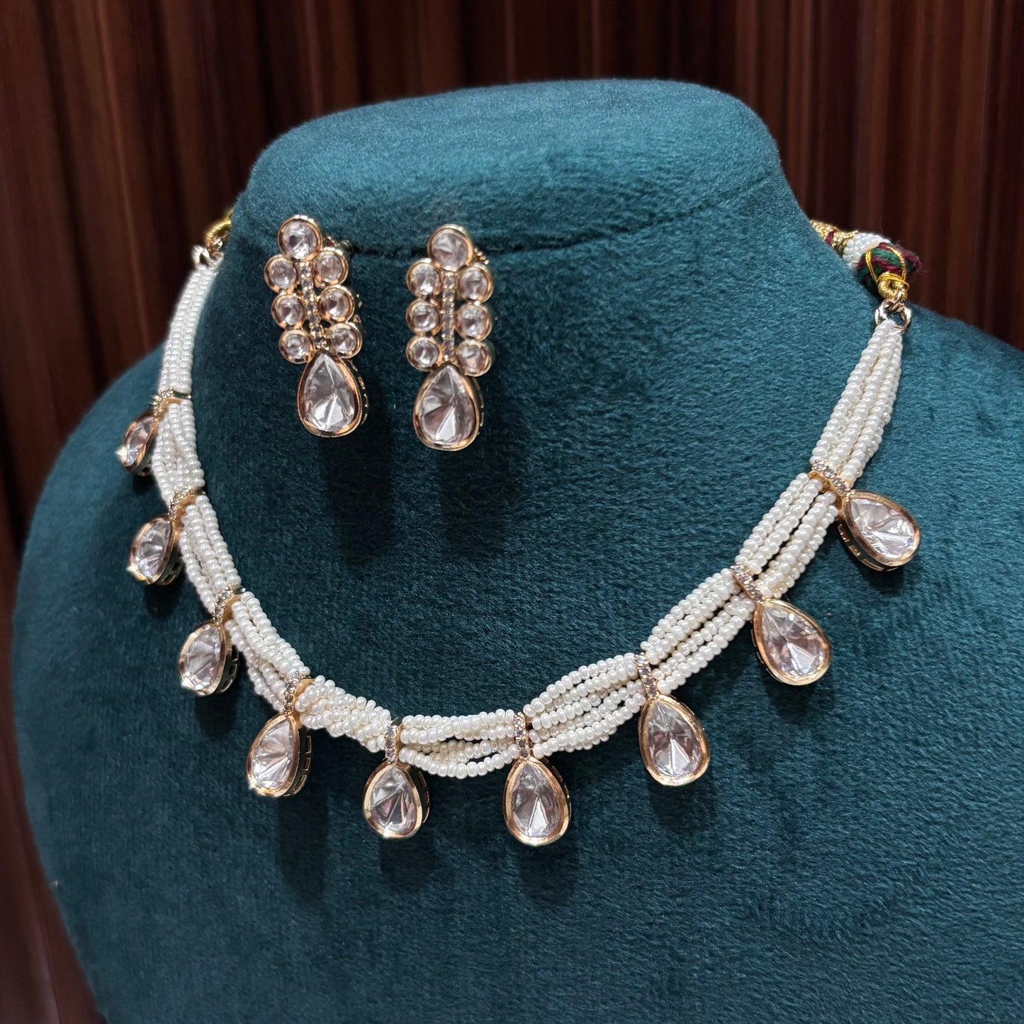 Saina Necklace Set