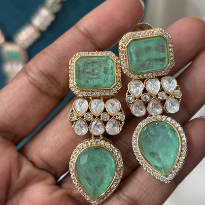 Nora Polki Necklace Set