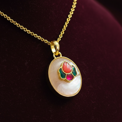 Jia pendant chain