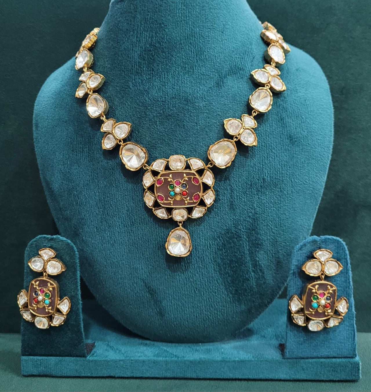 Pink Behnaz Necklace Set