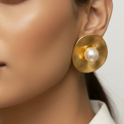 Eira brass studs