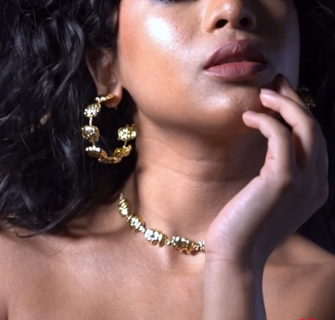 Tusker necklace