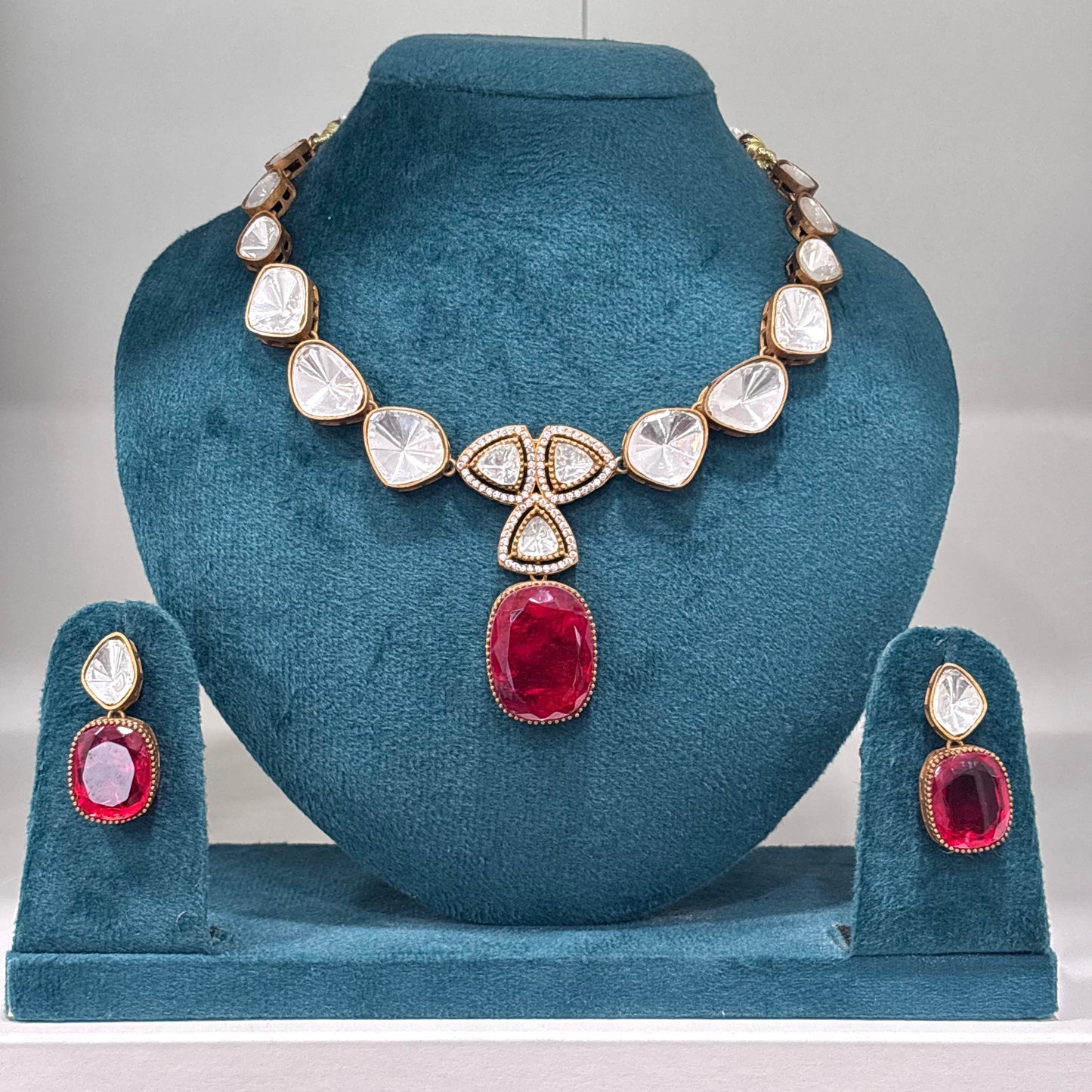 Rehani Necklace Set